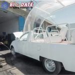 Mobil Paus Fransiskus yang luar biasa kini jadi klinik penolong di Gaza. Dengan misi mulia, bantuan kesehatan hadir di tengah krisis.