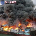 Muara Baru Panik Kapal Terbakar, Asap 3 Meter Tinggi
