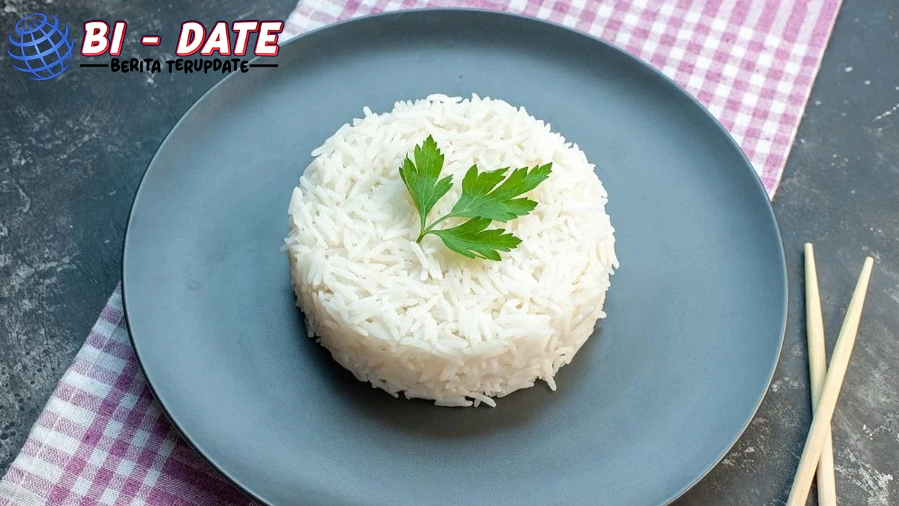 Nasi vs Ketupat 2 Unik Bikin Perut Buncit?